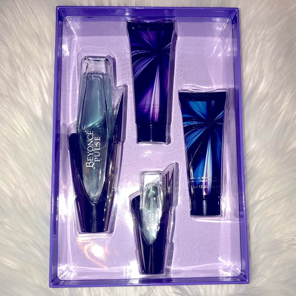 New Beyoncé Pulse 4 Piece Gift Set